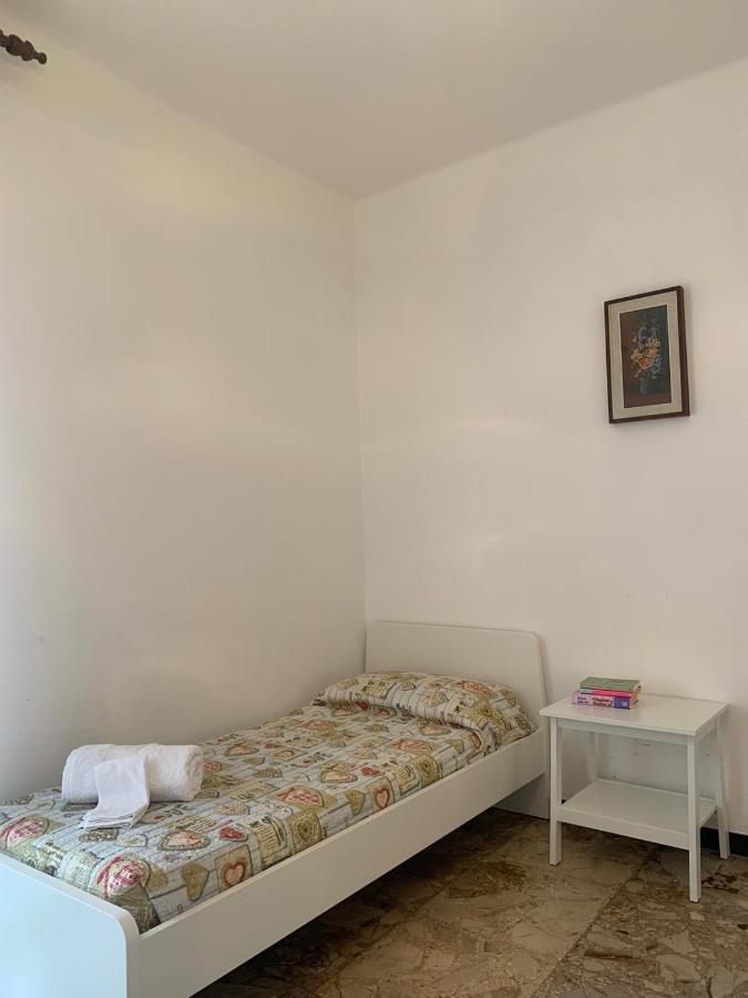 Casa Vacanza! A 50m dal mare! Bordighera Esterno foto